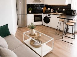 Grand Central House - Classic Two Bedroom - GibraltarStay Apartments – hotel w mieście Gibraltar