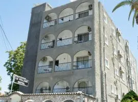 Le Village Hotel