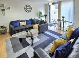 Modern Luxury City Centre Apartment Prime Location