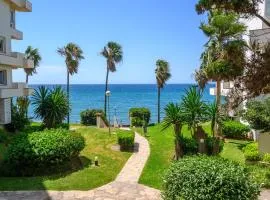 SEA VIEW & BEACH ACCESS - Center