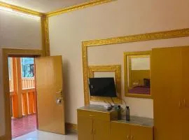 Zuzu residency