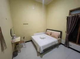 Shelter Ijen tour bed and breakfast