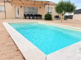 Maison avec piscine privée, 4 ch, 8 pers, Sud