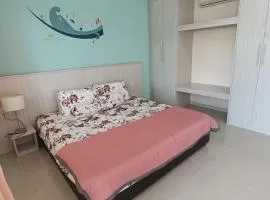 Marina 2 HOMESTAY JETI LUMUT MANJUNG