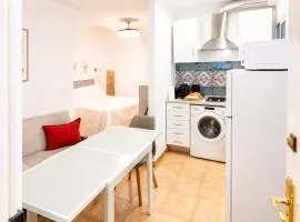 Encanto Histórico en Carmona - Estudio Bajo a un paso de Sevilla by beBalmy