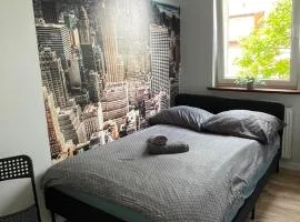 Manhattan Room - Peaceful Retreat, 10 Minutes to Gdańsk Old Town & Seaside