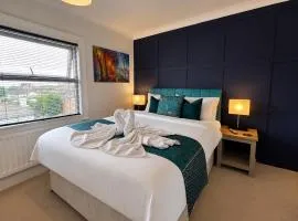 2 Bed Apartment Sleeps 6 Free Van Parking Walk To Weatherspoons