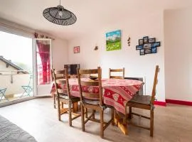 Appartement avec balcon, centre - proche commerces
