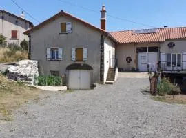 Maison avec 3 chambres à Landos, vue sur les montagnes, 150 m²