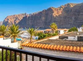 Comfortable bungalow in Santiago del Teide - 60 m² with balcony