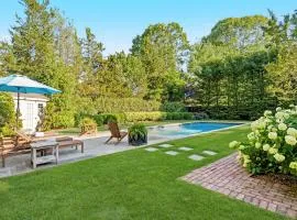 Steve's Place: Heated Pool, 3BR Southold Home, Beach