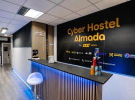 CyberHostel Almada, hotel sa Almada