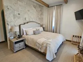 Chateau Del Valle