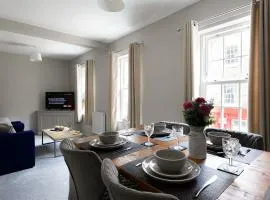 Sun Terrace - Town Centre - 2 Bedroom Apartment