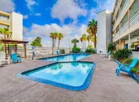 Beach View Balcony! Corpus Christi Condo w/ Pool