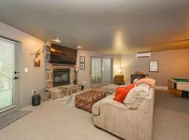 Black Bear Lodge by Railey Vacations