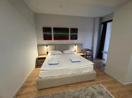 Raduga West Apart Hotel