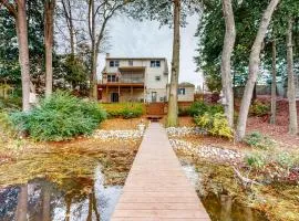 Salisbury Waterfront: Schumaker Pond Paradise!