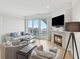 Maritime Lakeview Suite 409: Enjoy stunning lake views in Bay Harbor, MI.