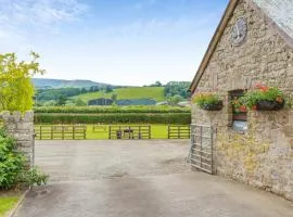 5 Bed in Brecon oc-bn358