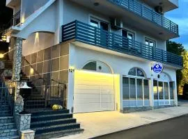 Bonita Apartments