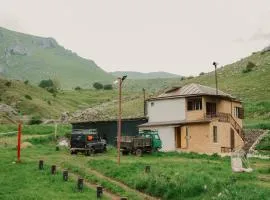 Saravan Resort