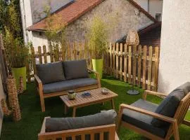 ROOMS HOME CSM Suites privees élégantes entre Reims et Disneyland Paris 1 à 8 personnes