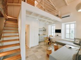 Calais Boutique Apartments, хотел в Хидра