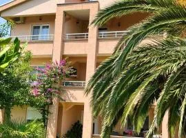 Solea Apartments Long Beach