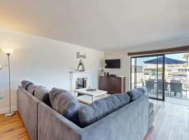 Newport Bay Front Vacation Home