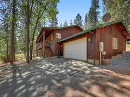 Great Cabin w AC I Firepit I Fireplace King bed