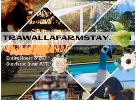 Trawalla Farm Stays - Entire House and Large Pool Bar - Perfect for Groups, Hotel in Bywong