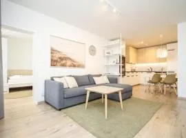 Cozy & Bright 2-Bedroom Apt in Trenčín with Free Parking