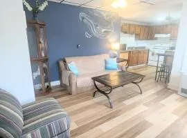 1 BD pet friendly, 7 mins to 7 mile beach