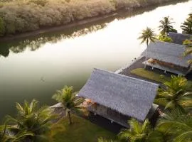 Cay's House Batukaras