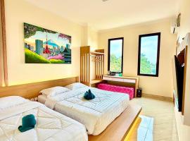 Hotel Asia Express near Farmhouse Lembang, hotel in Lembang