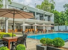 Lavish Resort Sigiriya