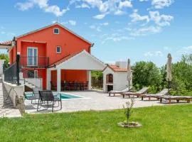 Cozy Home In Sinj