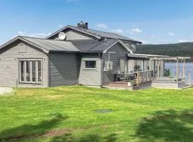 Nice Home In Lycksele With House Sea View