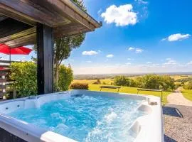 House VilAna- Jacuzzi Garden & BBQ - Happy Rentals
