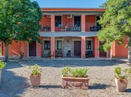 Nice Apartment In Roccastrada With Swimming Pool