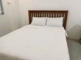 TravelNest Transient Inn Santa Rosa Laguna