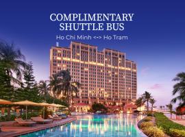 Holiday Inn Resort Ho Tram Beach by IHG โรงแรมในโฮจัม