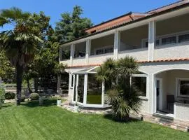 ApartmentHouse Villa Minella
