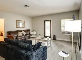 Shop, Dine & Hike: Lawrenceville Home By Parks