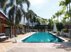 Chalong Pool Courtyard