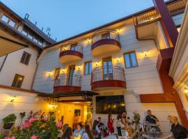 Vatër Hotel, хотел в Шкодра
