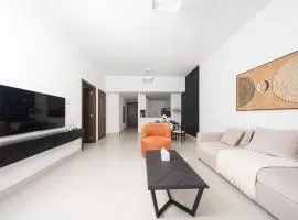 Chic 1BR with Balcony & Pool Access