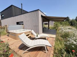 Nature Lake Village – Villa n°17 – 8 personnes avec jacuzzi, hôtel à Bullange
