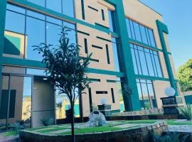VHAFAMADI LUXURY SUITES and SPA